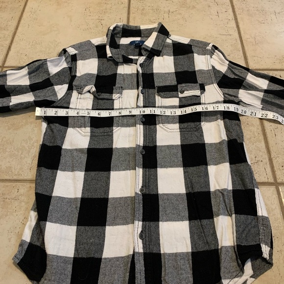 George Black and White Buffalo Plaid Flannel Shirt Size Small - Picture 2 of 5